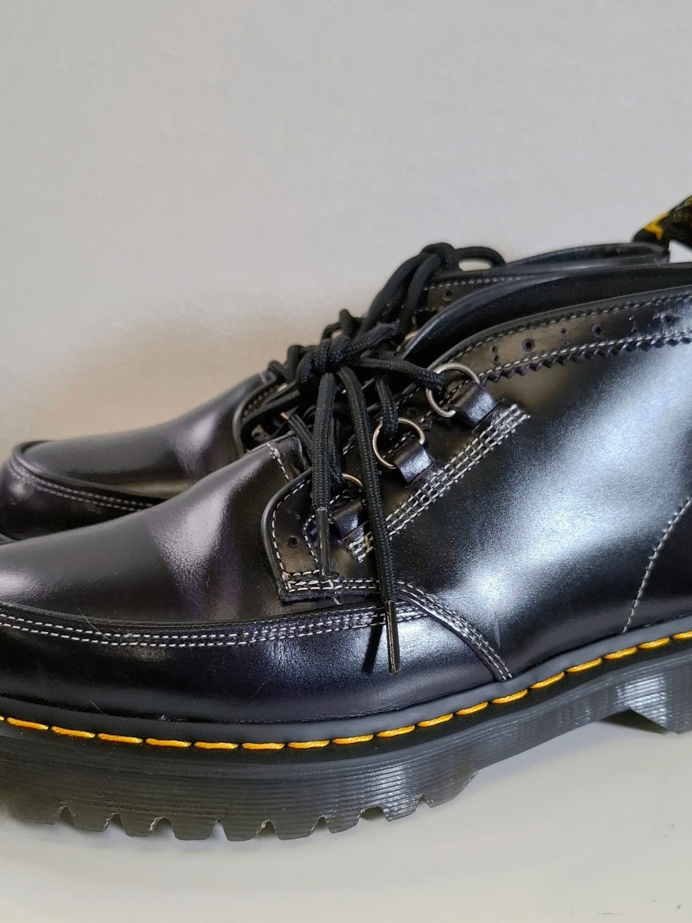 Dr. Martens Evo Black Leather Lug Sole Lace-Up Shoes - Picture 3 of 11